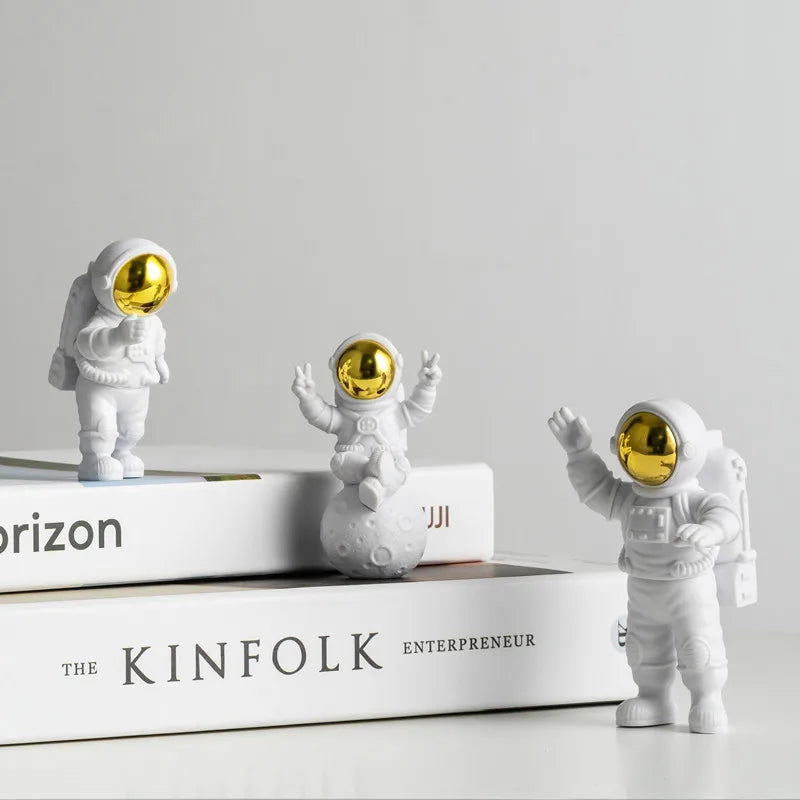 "Resin Astronaut Decoration: Nordic Style Desktop Decor"